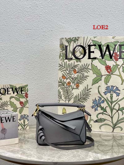 2023早春新作入荷原版復刻 LOEWE バッグ LOE2工...