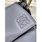 2023早春新作入荷原版復刻 LOEWE バッグ LOE2工場 SIZE: 18*7.5*12cm