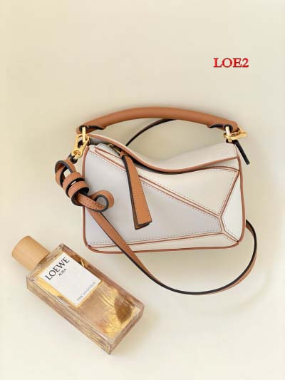 2023早春新作入荷原版復刻 LOEWE バッグ LOE2工...