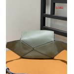 2023早春新作入荷原版復刻 LOEWE バッグ LOE2工場 SIZE:18*12*7.5cm