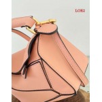 2023早春新作入荷原版復刻 LOEWE バッグ LOE2工場 SIZE:18*7.5*12cm