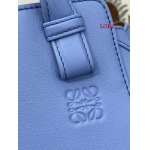 2023早春新作入荷原版復刻 LOEWE バッグ LOE2工場 SIZE: 20*18*20cm