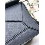 2023早春新作入荷原版復刻 LOEWE バッグ LOE2工場 SIZE: 29-18-12