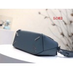 2023早春新作入荷原版復刻 LOEWE バッグ LOE2工場 SIZE: 29-18-12