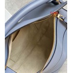 2023早春新作入荷原版復刻 LOEWE バッグ LOE2工場 SIZE:29-18-12