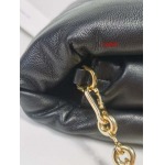 2023早春新作入荷原版復刻 LOEWE バッグ LOE2工場 SIZE:23-13-6cm