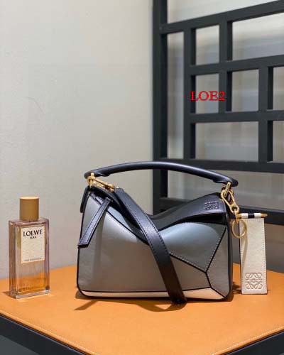 2023早春新作入荷原版復刻 LOEWE バッグ LOE2工...