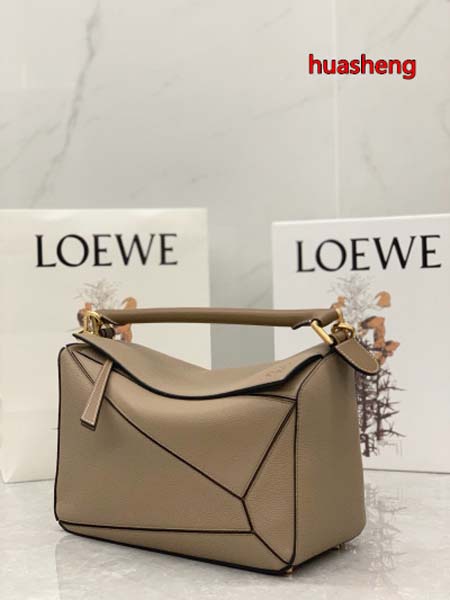 2023年4月原版復刻新作入荷 LOEWE  バッグ huasheng工場30*12*19cm