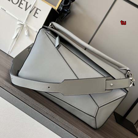 2023年4月新作入荷原版復刻 LOEWE バッグ tu工場...