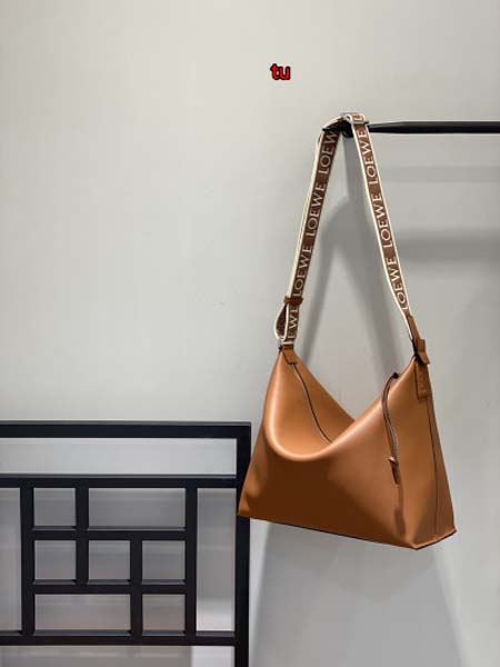 2023年4月新作入荷原版復刻 LOEWE バッグ tu工場...