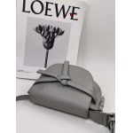 2023年4月新作入荷原版復刻 LOEWE バッグ tu工場 SIZE:21*12.5*9cm