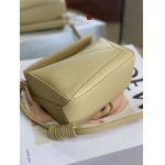 2023年4月新作入荷原版復刻 LOEWE バッグ tu工場 SIZE:18*12.5*8CＭ