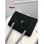 2023年4月原版復刻新作入荷 CELINE バッグ mingmen工場38x26x18cm