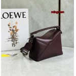 2023年4月原版復刻新作入荷 LOEWE バッグ mingmen工場24*10.5*16.5cm