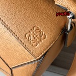 2023年4月原版復刻新作入荷 LOEWEバッグ youzhi工場24*10.5*16CM