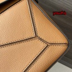 2023年4月原版復刻新作入荷 LOEWEバッグ youzhi工場24*10.5*16CM