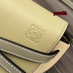 2023年4月原版復刻新作入荷 LOEWE  バッグ youzhi工場21x12.5x9.5cm