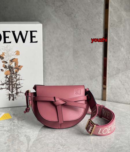 2023年4月原版復刻新作入荷 LOEWE  バッグ you...