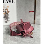 2023年4月原版復刻新作入荷 LOEWE  バッグ youzhi工場21*12.5*9cm