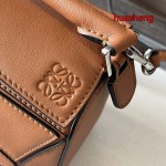 2023年4月原版復刻新作入荷 LOEWE バッグ huasheng工場18*12.5*8CＭ