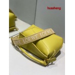 2023年4月原版復刻新作入荷 LOEWE バッグ huasheng工場24*10.5*16.5cm