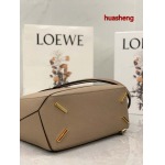 2023年4月原版復刻新作入荷 LOEWE  バッグ huasheng工場30*12*19cm