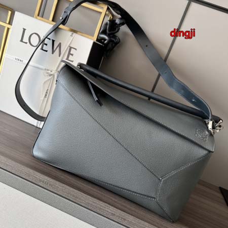 2023年4月原版復刻新作入荷 LOEWE バッグ ding...