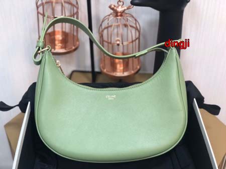 2023年4月原版復刻新作入荷 CELINE バッグ din...