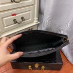 高品質新作入荷 グッチメンズのバッグ wp工場 size:28cm