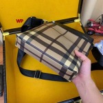 高品質新作入荷 バーバリー メンズのバッグ wp工場 size:24x27x6cm