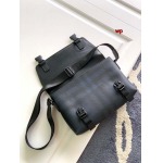 高品質新作入荷 バーバリー  メンズのバッグ wp工場 size:31x20x6