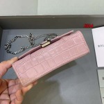 原版復刻新作入荷 バレンシアガバッグ  Hourglass bag  工場人気販売中 SIZE:11.5x14x4.5cm