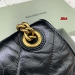 原版復刻新作入荷 バレンシアガバッグ  Hourglass bag  工場人気販売中 SIZE:长31x高20x宽12cm