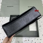 原版復刻新作入荷 バレンシアガバッグ  Hourglass bag  工場人気販売中 SIZE:40x侧宽的5x底宽11x高25cm