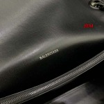 原版復刻新作入荷 バレンシアガバッグ  Hourglass bag  工場人気販売中 SIZE:40x侧宽的5x底宽11x高25cm