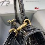 原版復刻新作入荷 Hourglass bagバレンシアガバッグ 工場人気販売中 SIZE:19-8-11cm