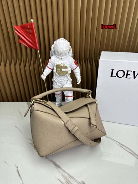 2023年早秋新作入荷高品質 LOEWE バッグ  LOW1工場24*10.5*16.5cm