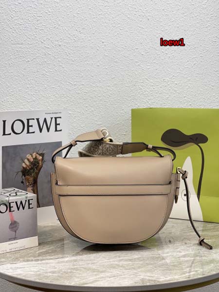 2023年早秋新作入荷高品質 LOEWE バッグ  LOW1工場20*19*11.5cm