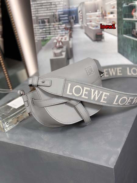 2023年早秋新作入荷高品質 LOEWE バッグ  LOW1工場15*12.5*9cm