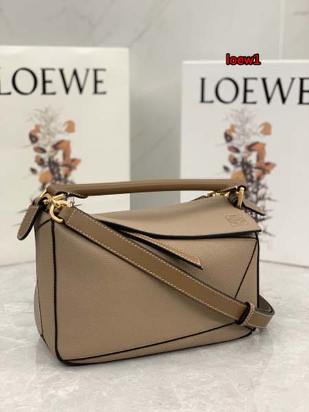 2023年早秋新作入荷高品質 LOEWE バッグ  LOW1工場24*10*14cm