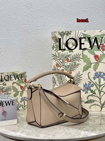 2023年早秋新作入荷高品質 LOEWE バッグ  LOW1工場24*10*14cm