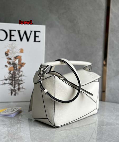 2023年早秋新作入荷高品質 LOEWE バッグ  LOW1工場 size:24*10*14cm