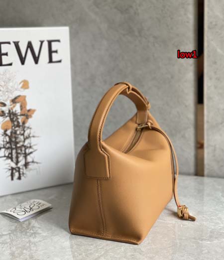 2023年早秋新作入荷高品質 LOEWE バッグ LOW1工場 SIZE: