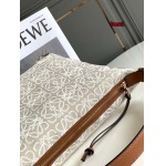 2023年早秋新作入荷高品質 LOEWE バッグ  LOW1工場27-21-16.5cm