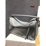 2023年早秋新作入荷高品質 LOEWE バッグ  LOW1工場35x17x24 cm