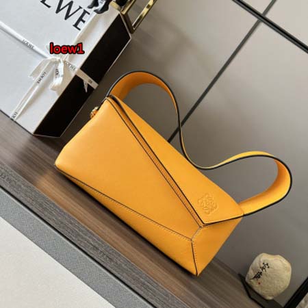 2023年早秋新作入荷高品質 LOEWE バッグ  LOW1...