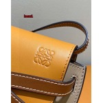 2023年早秋新作入荷高品質 LOEWE バッグ  LOW1工場 size:15-12.5-8cm