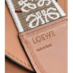 2023年早秋新作入荷高品質 LOEWE バッグ  LOW1工場 size:21*12.5*9cm