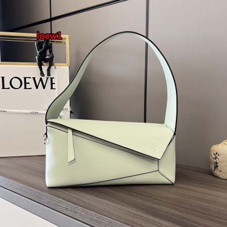 2023年早秋新作入荷高品質 LOEWE バッグ  LOW1...