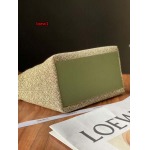 2023年早秋新作入荷高品質 LOEWE バッグ  LOW1工場 size:27-21-16.5cm